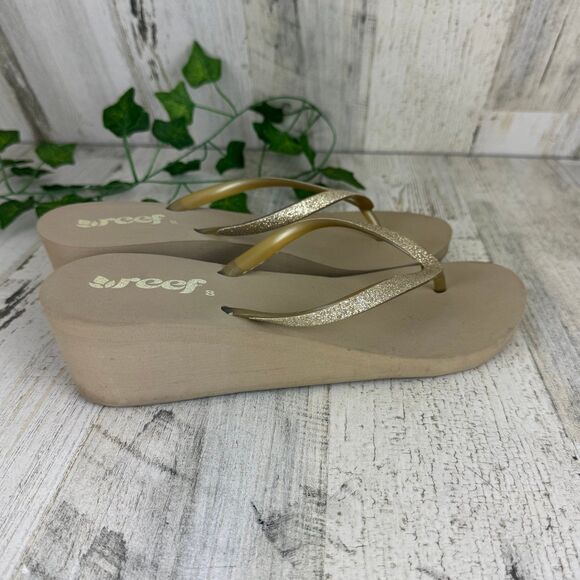 Reef Krystal Champagne Glitter Wedge
Flip Flops size 8 - Picture 1 of 6